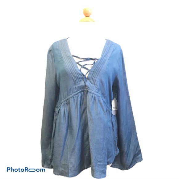 Altar'd State Tops - NWT altar’d state Chambray Blouse